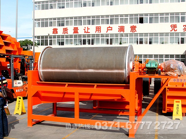 磁選機(jī)廠家生產(chǎn)出來(lái)的磁選機(jī)