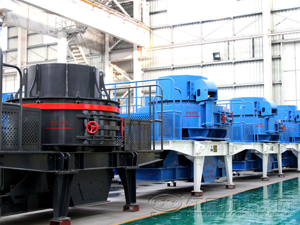 沖擊式破碎機(jī)(制砂機(jī))