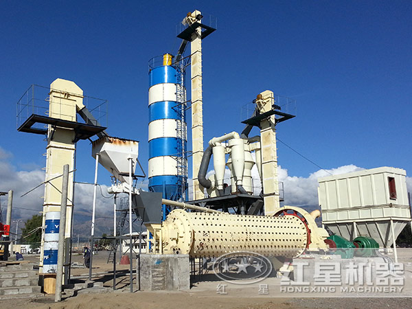 紅星機器綠色礦山建設現(xiàn)場 紅星機器綠色礦山建設現(xiàn)場