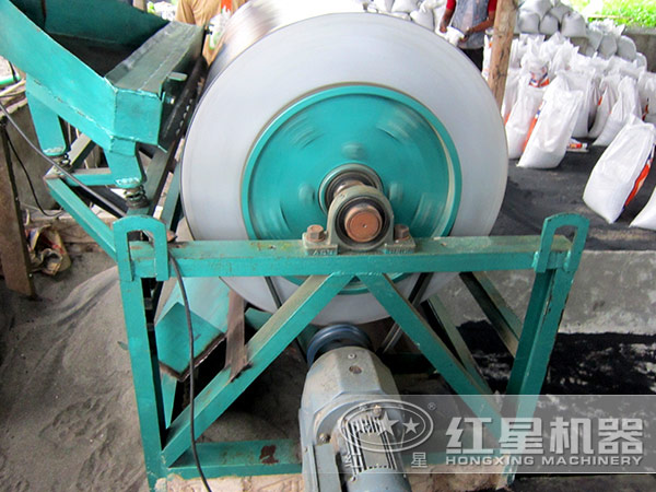 干式磁選機磁偏角調(diào)試圖 干式磁選機磁偏角調(diào)試圖