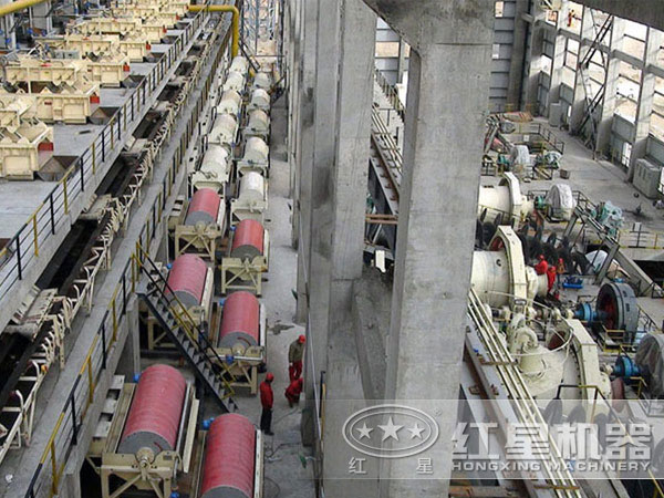 干式磁選機大型加工現(xiàn)場 干式磁選機大型加工現(xiàn)場