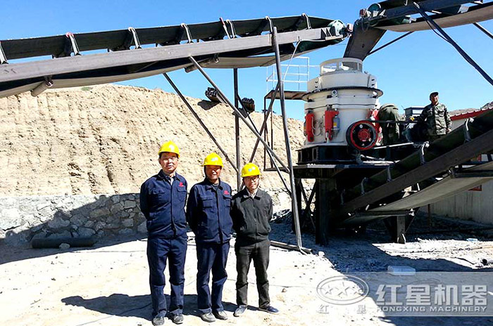 圓錐式石子破碎機客戶現場 圓錐式石子破碎機客戶現場